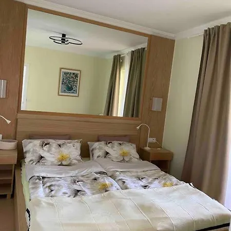 Costa Adeje, 2 Bedrooms Apartment *