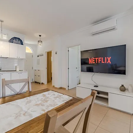 Costa Adeje, 2 Bedrooms * Costa Adeje (Tenerife)