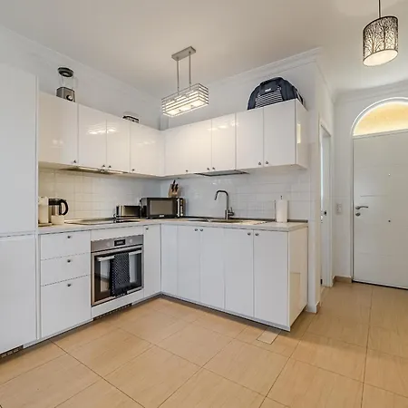 Апартаменты Costa Adeje, 2 Bedrooms *