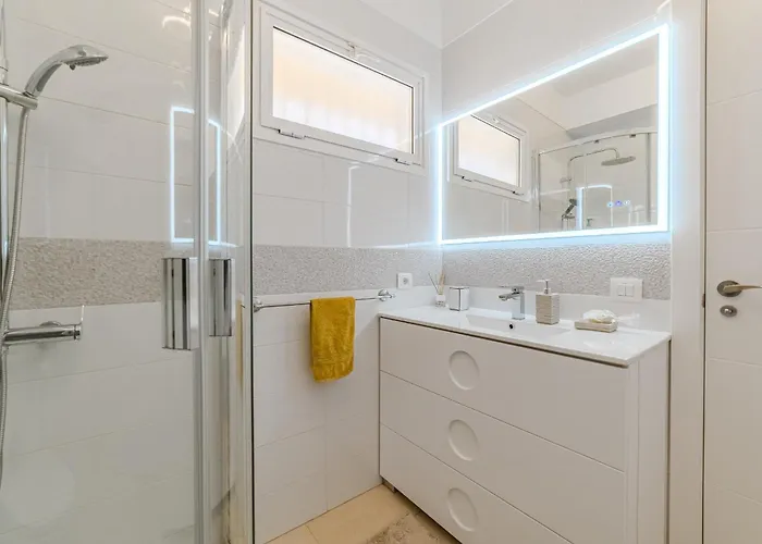 Lägenhet Costa Adeje, 2 Bedrooms *